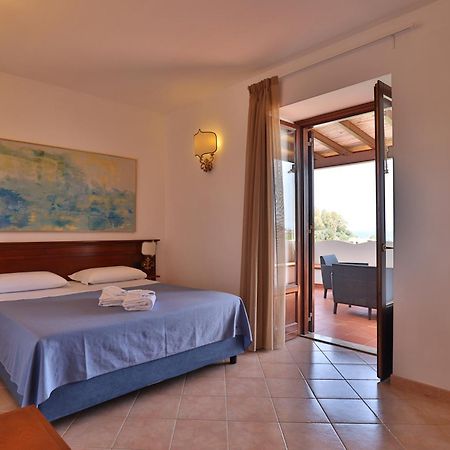 Hotel Villa Cute - Hvc Липари Екстериор снимка