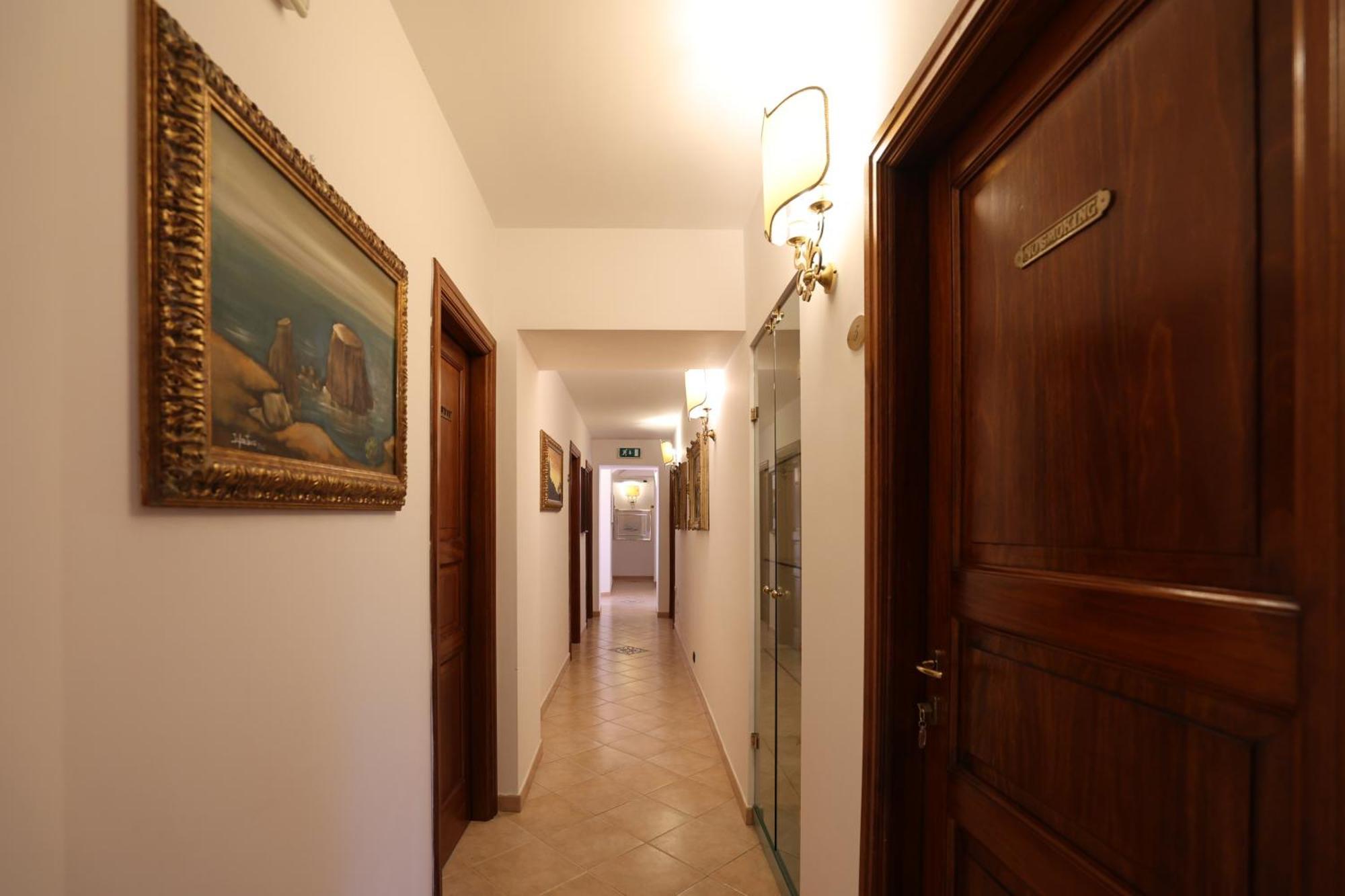 Hotel Villa Cute - Hvc Липари Екстериор снимка