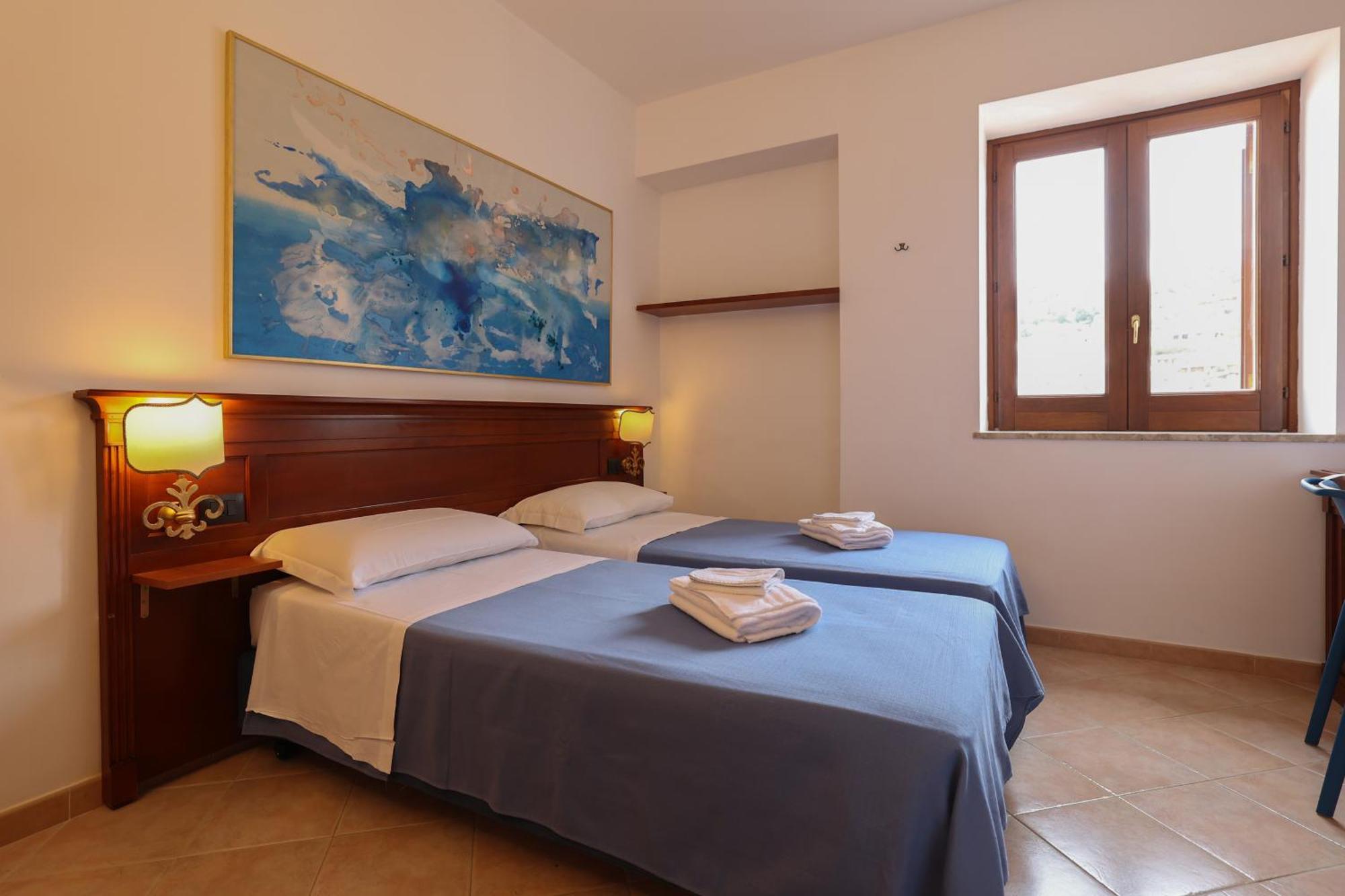 Hotel Villa Cute - Hvc Липари Екстериор снимка