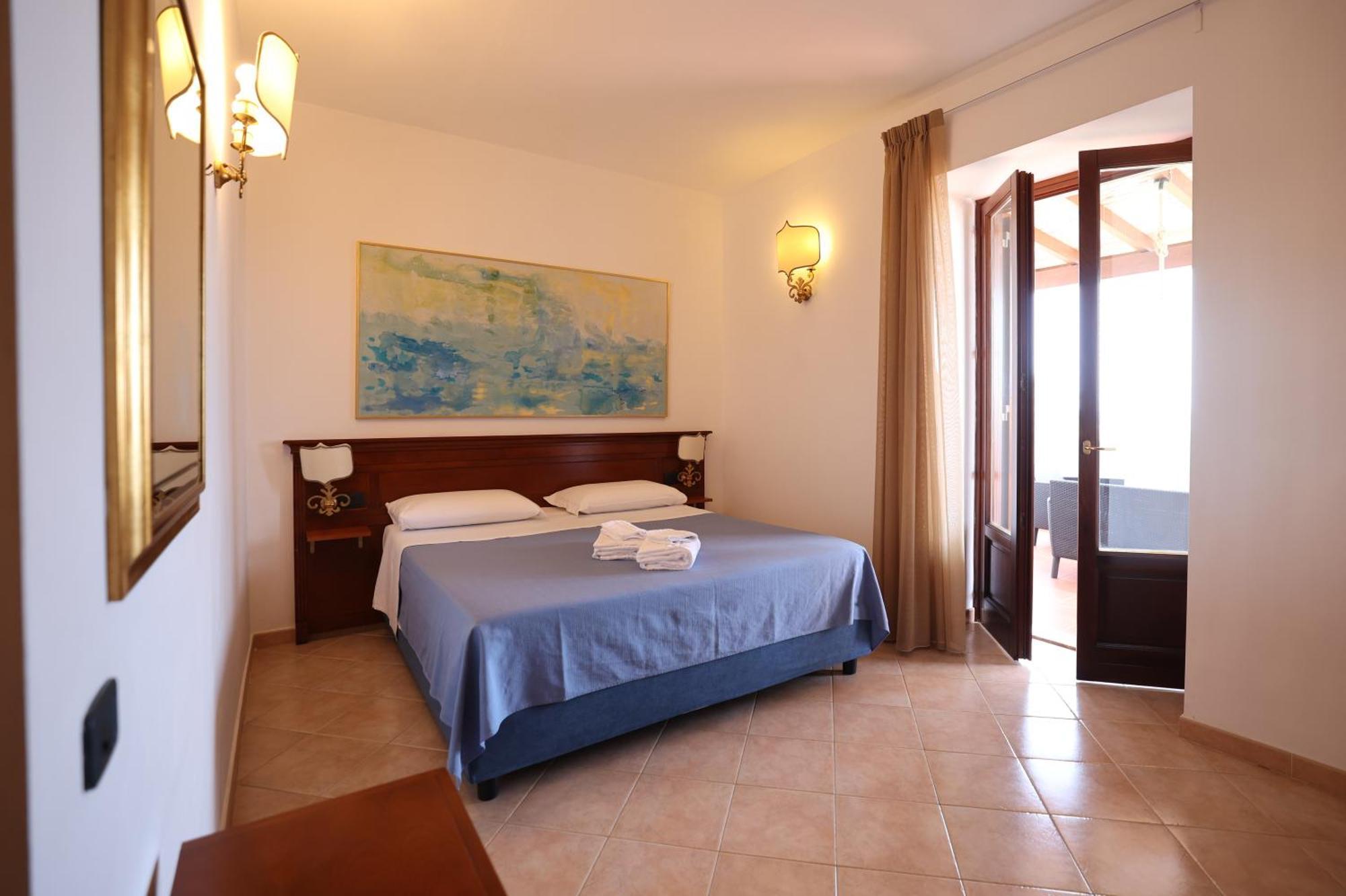 Hotel Villa Cute - Hvc Липари Екстериор снимка