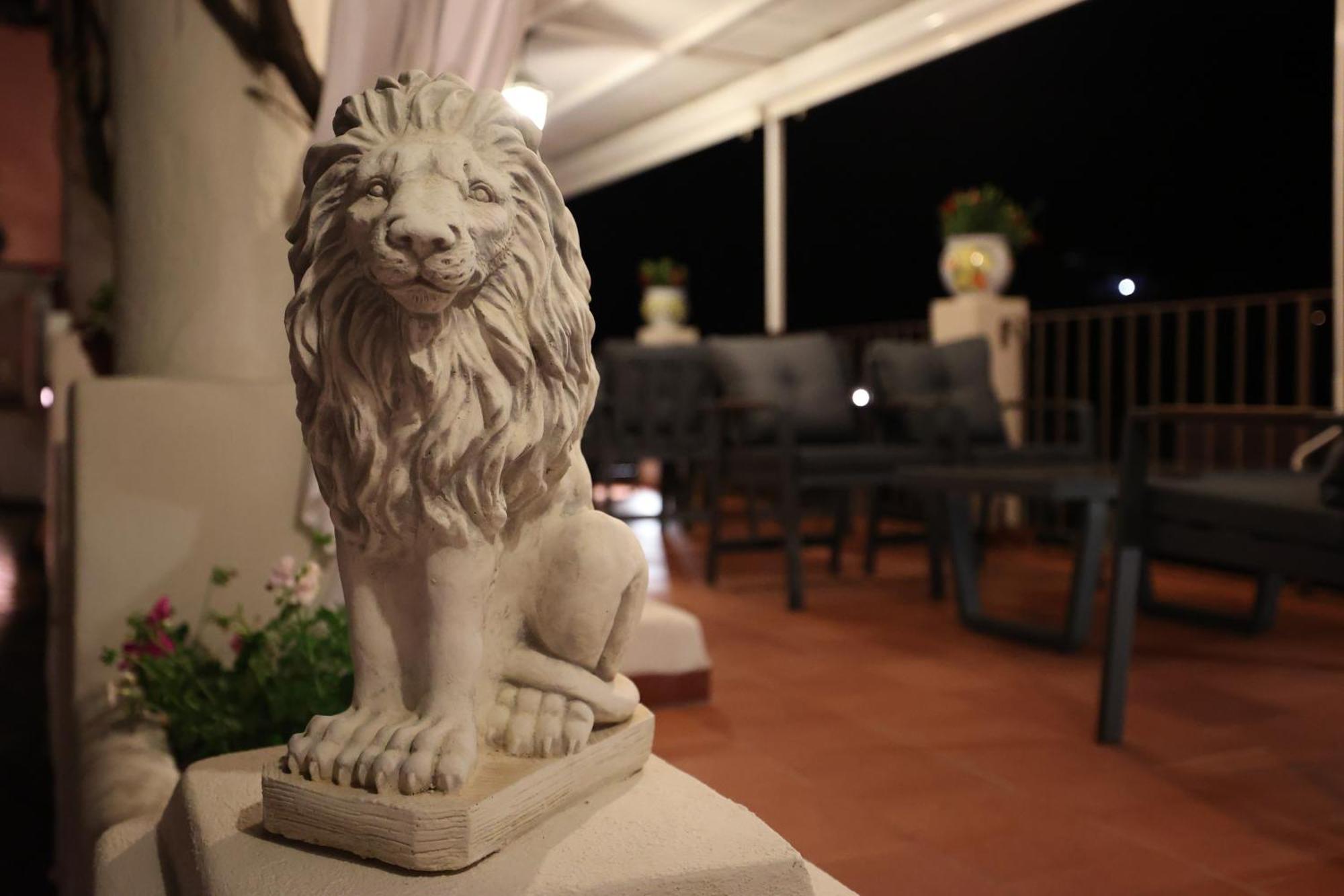 Hotel Villa Cute - Hvc Липари Екстериор снимка